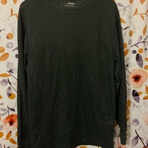 ❤️FREE WITH PURCHASE Long Sleeve Sz M Tee